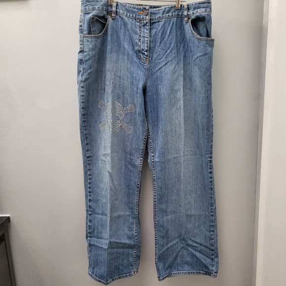 INC CURVY Jeans-rhinestone skull- 16W - Picture 1 of 4